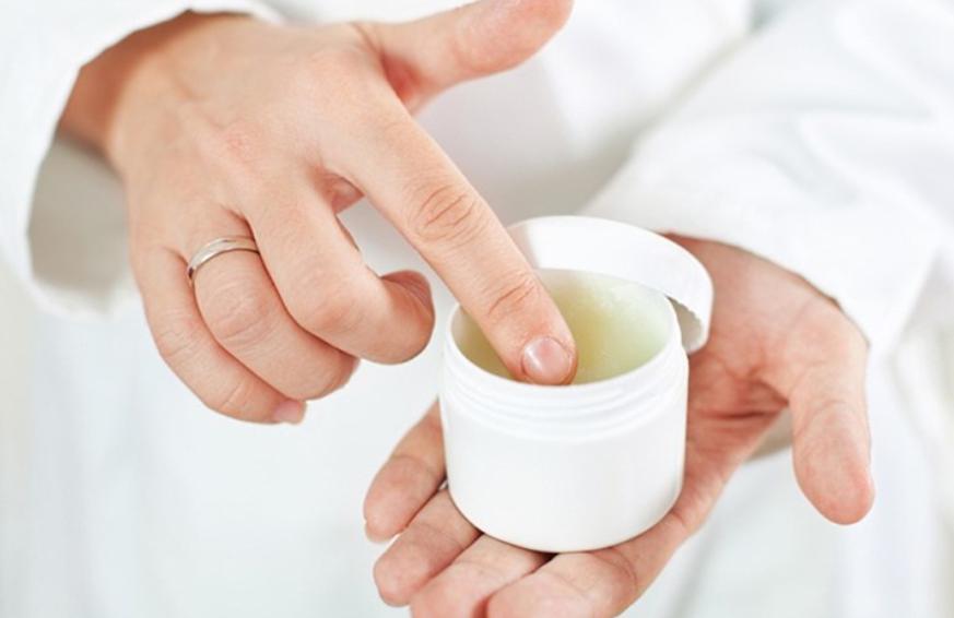 "Золотая мазь" - лечит 100 болезней, делается очень просто. С этим рецептом о врачах точно забудете!