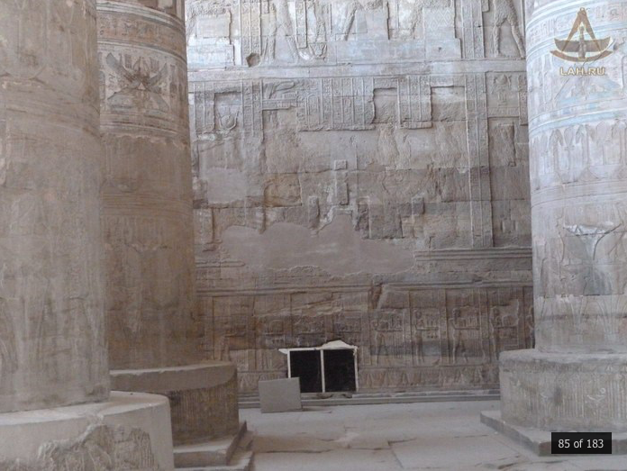 Крипты Дендерского храма