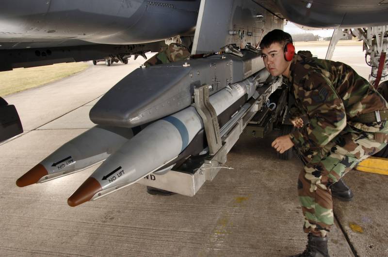 Поставленные и ожидаемые: вооружения для F-16, передаваемых Украине оружие