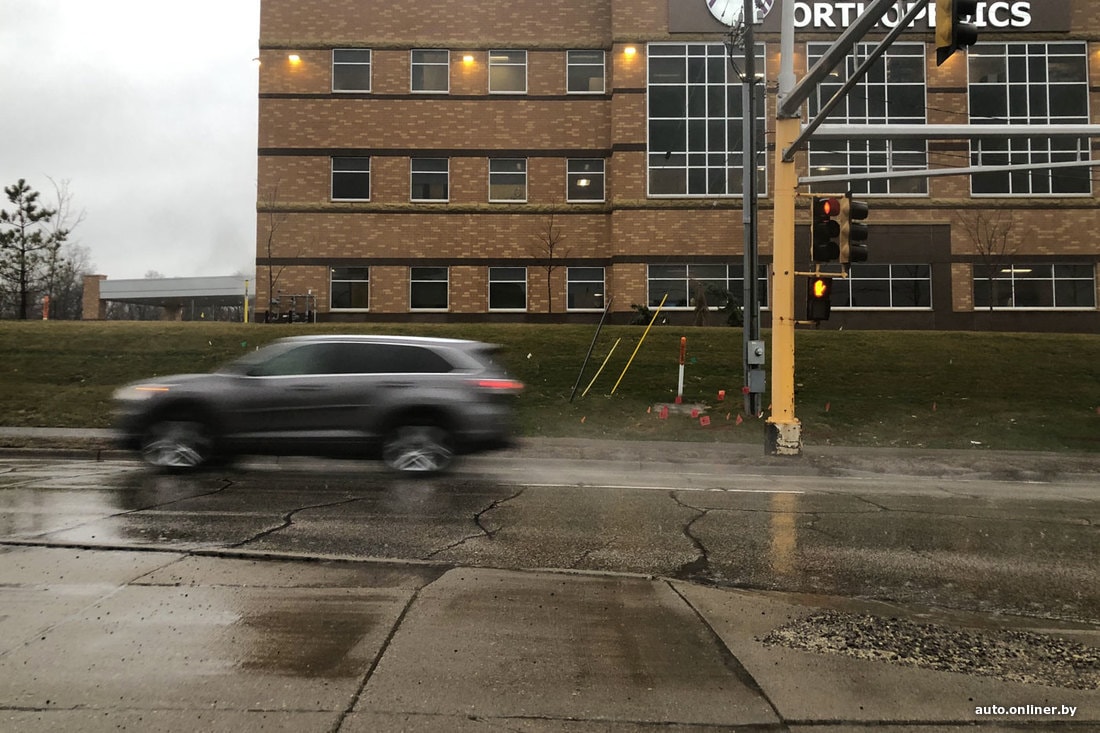 Едят за рулем и не включают поворотники. Чем американские водители отличаются от наших? авто и мото,автоновости