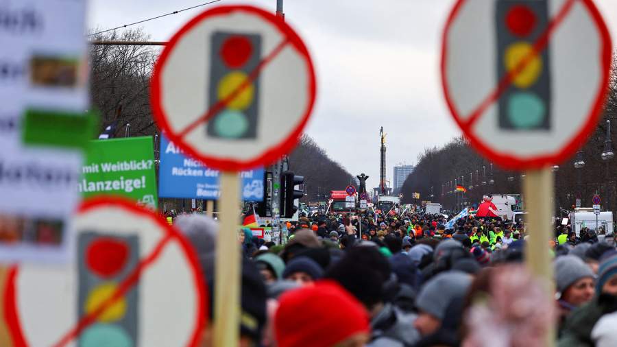 Время между москвой и берлином