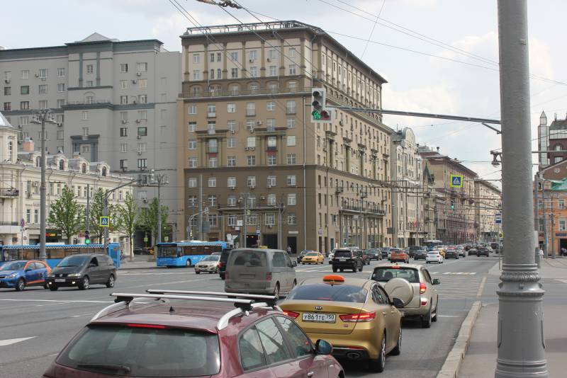 Репортаж Колорадского Таракана. Я и ваша Москва Репортаж Колорадского Таракана. Я и ваша Москва россия,украина