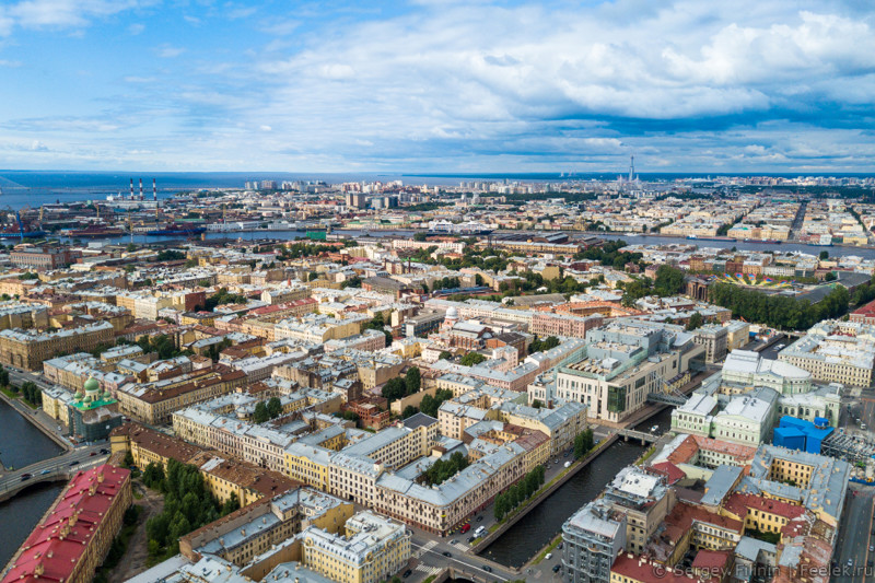 В правом углу - Мариинский театр. высота, санкт-петербург, фото