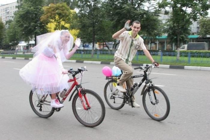 Веселый способ отпраздновать свадьбу, смотрим 