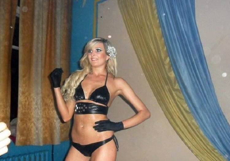 Едем, едем в соседнее село на дискотеку! Едем, едем в соседнее село на дискотеку!