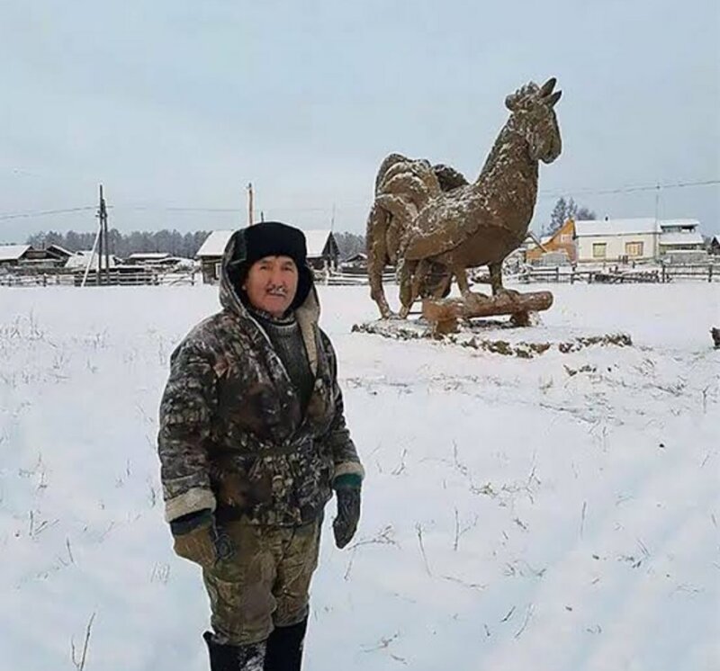 К Новому году - новые оригинальные изваяния из якутского навоза