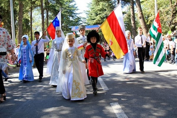 Празднование дня независимости в Южной Осетии