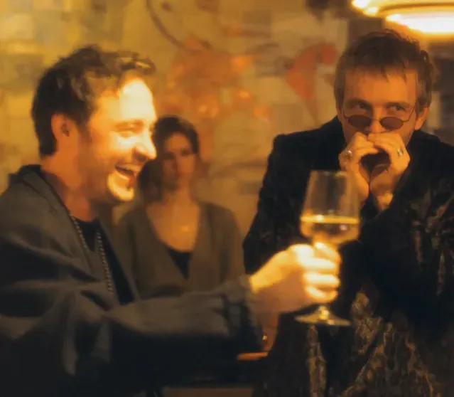 Торт с паспортом РФ: Аглая Тарасова показала новые фото со своего дня рождения после приговора суда рождения, Аглаи, ТарасовойДень, Тарасова, Раппопорт, актёр, актрисы, бывший, Колокольников, грамма, родила, Антон, Чайкина, отношениях, актриса, спела, друзьями, Аглая, туфлях, блистала