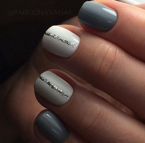 Маникюр в сером цвете