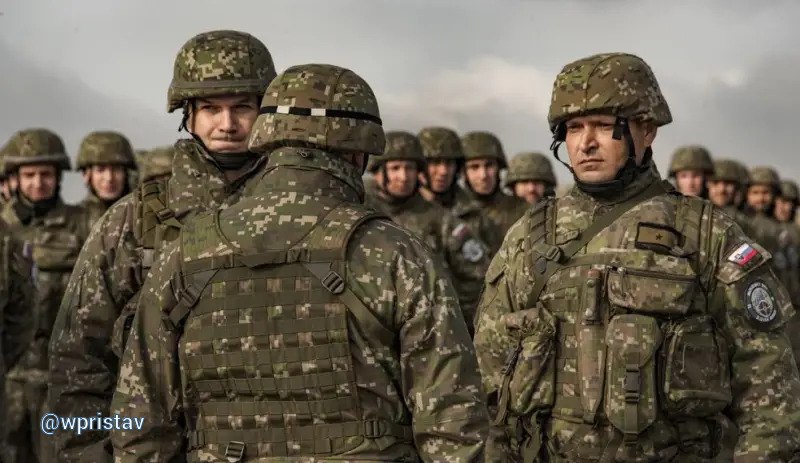 Министр обороны Словакии опроверг заявления о возможном развёртывании базы НАТО