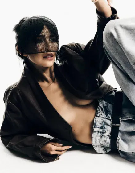 Жена Александра Цекало Дарина Эрвин снялась в фотосессии без нижнего белья ЭрвинДарина, Эрвин, Дарина, Цекало, ранее, Александр, 34летняя, продолжает, годом, познакомились, поженились, снимки65летний, откровенные, публиковать, особенности, поэтому, внешности, своей, развёлся, скрывает