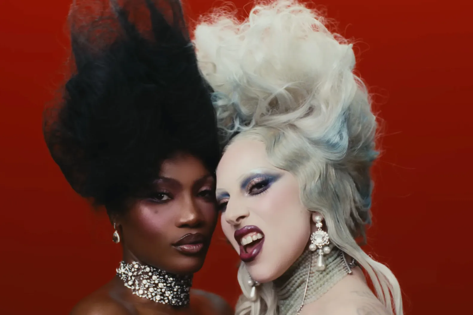 Леди Гага и Doechii  превратили танцпол в "Подиум" 