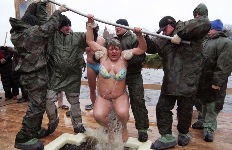 Все серьезно. Русские развлечения, шокирующие иностранцев Все серьезно. Русские развлечения, шокирующие иностранцев отдых