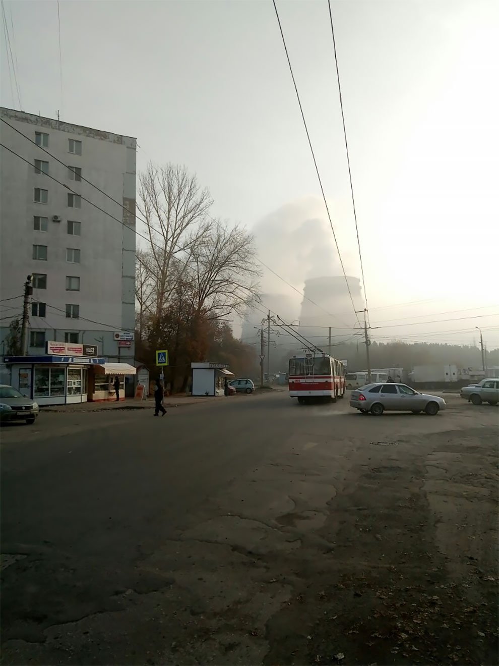 Российский художник с помощью "Фотошопа" превращает серые российские города в мир будущего искусство