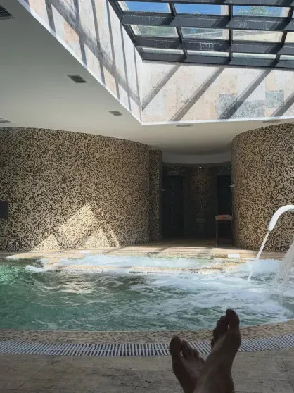 Вера Брежнева с младшей дочерью отдыхает в Португалии Брежнева, БрежневаВера, Киперманом, которая, отдыхает, Португалии, КиперманВера, дочери, БрежневаФото, Меладзе, замуж, продюсера, начали, Константина, слухам, тайно, вышла, 44летняя, спустя, развелась