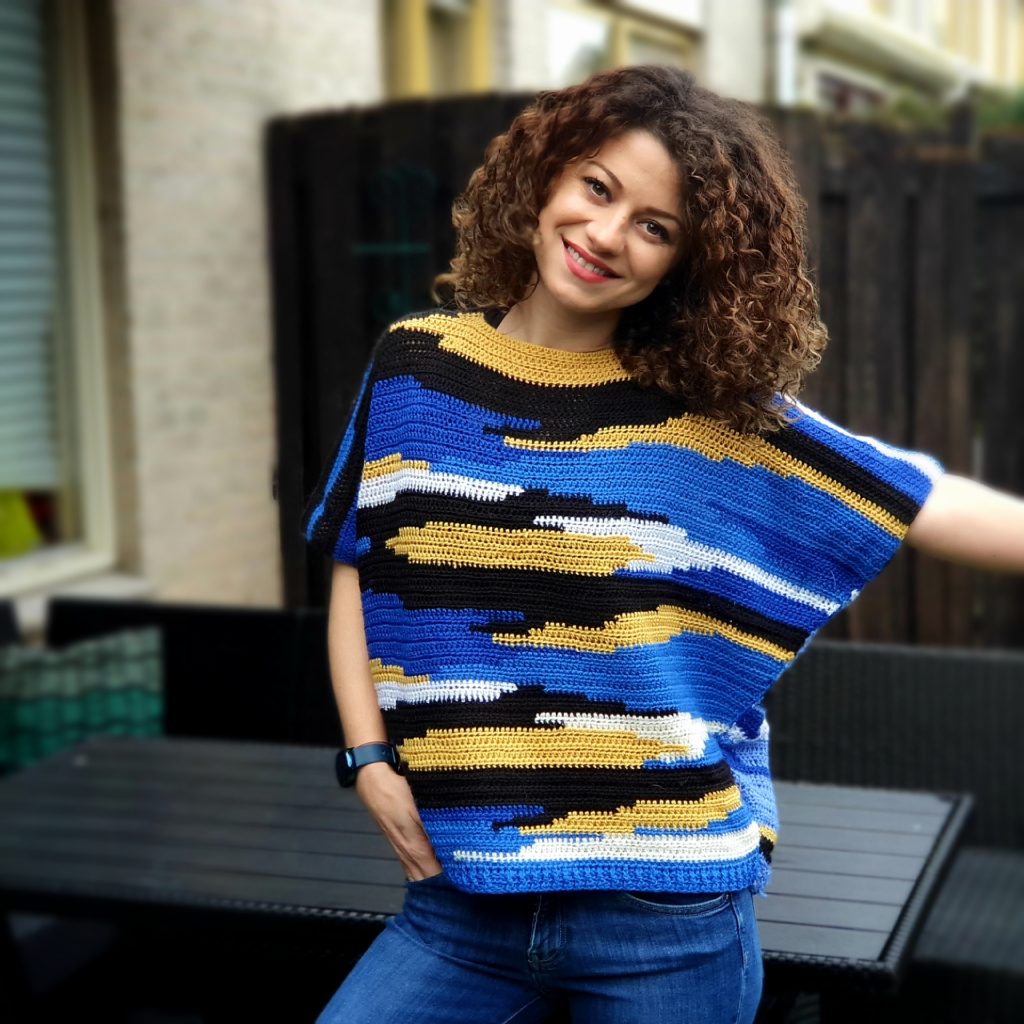 Вяжем крючком бузрукавку