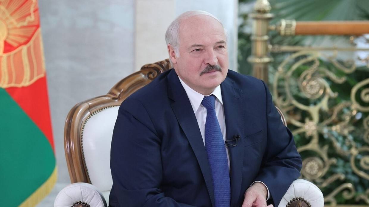 Александр Лукашенко: мигранты законно попали на границу с Польшей и Литвой