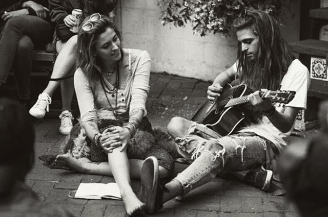 Пэрис Джексон отметила годовщину отношений со своим возлюбленным Габриелем Гленном Звездные пары