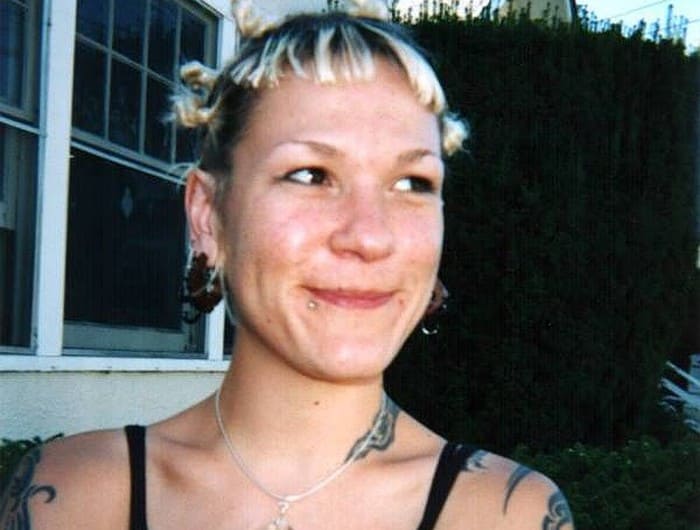 Внучка Сталина стала звездой социальных сетей Внучка Сталина стала звездой социальных сетей