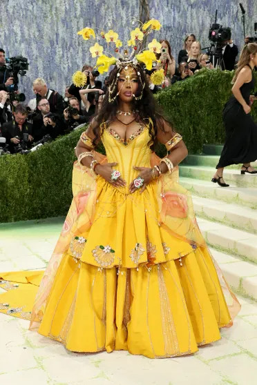 Met Gala — 2026: Шер, Рози Хантингтон-Уайтли, Кейт Мосс, Вера Вонг на красной дорожке Images, костюма, дорожку, вышли, Метрополитенмузее, Санчес, Лорен, Сандэй, дочерью, Кидман, Николь, Сейфрид, Кравиц, Дженнер, Аманда, Хадид, Джиджи, Купера, Кайли, Хайди