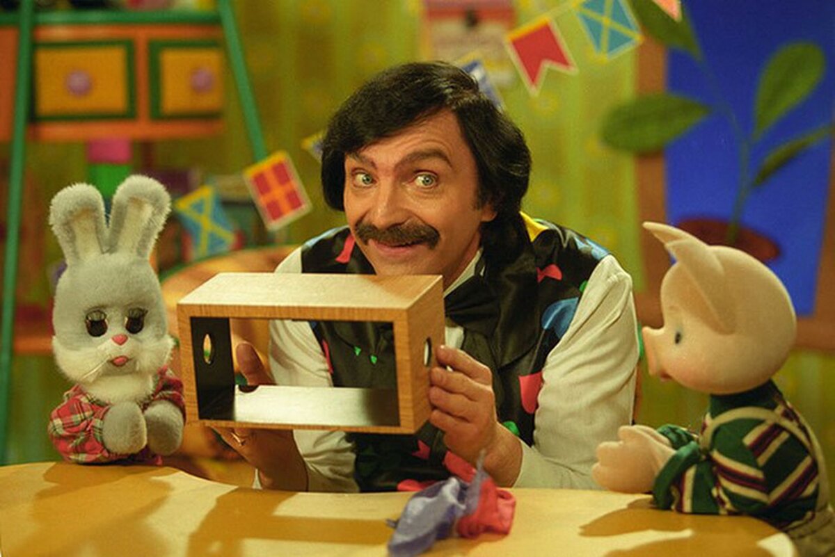 Амаяк Акопян. Как сложилась судьба фокусника из детства Амаяк Акопян. Как сложилась судьба фокусника из детства