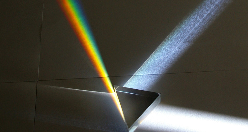 Новый способ распространения света в стекле