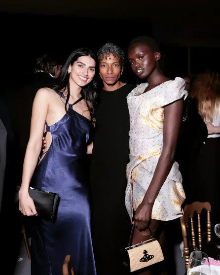 Экс-супруги Венсана Касселя Моника Беллуччи и Тина Кунаки встретились на гала-вечере в Париже Беллуччи, Моника, Аньер, ЖанПоль, Кассель, Венсана, Кунаки, посетили, браке, Бруни, Готье, которой, Джиан, Бабет, Вейдер, Амазони, развелась, родилась, Сейчас, женился