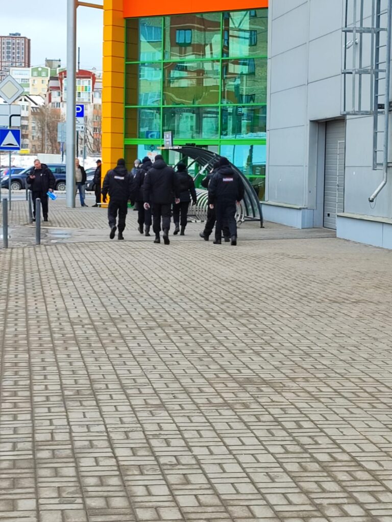 В рязанский торговых центрах полицейские проводят рейды