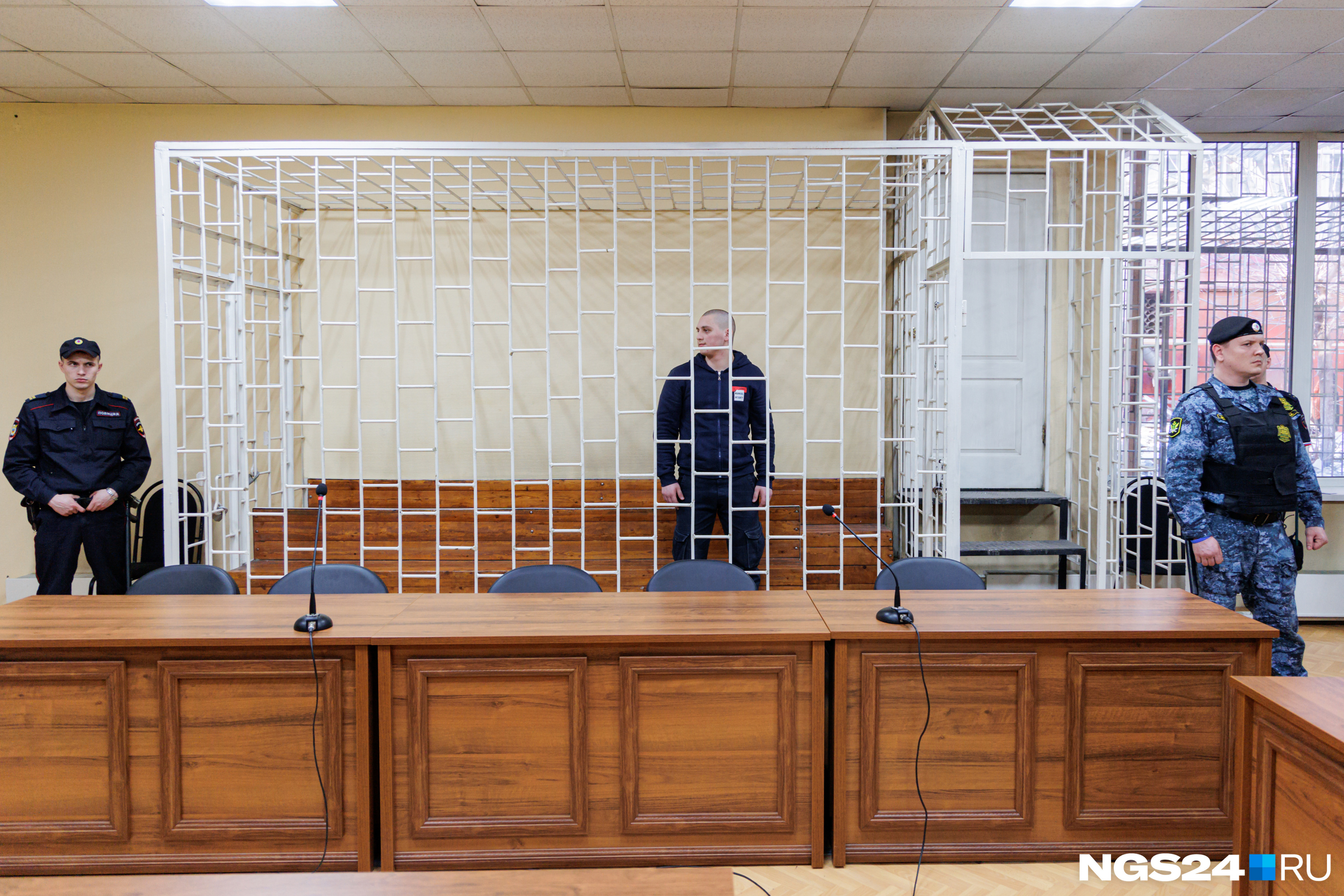В Красноярске суд отправил в колонию строгого режима убийцу 16-летней девушки