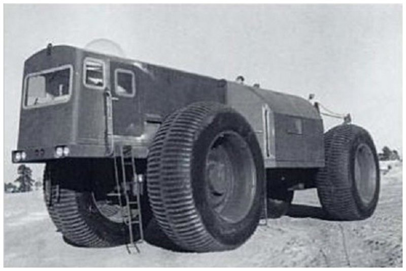 Sno-Train LCC-1. LCC (Logistic Cargo Carrier) - военный автомобиль США, созданный для борьбы с погодой в северном полярном регионе авто, авто мир, интересное, машины, несуразные, удивительные