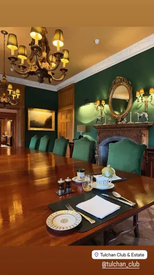 Ксения Сухинова отдыхает в шотландском поместье своего возлюбленного — 