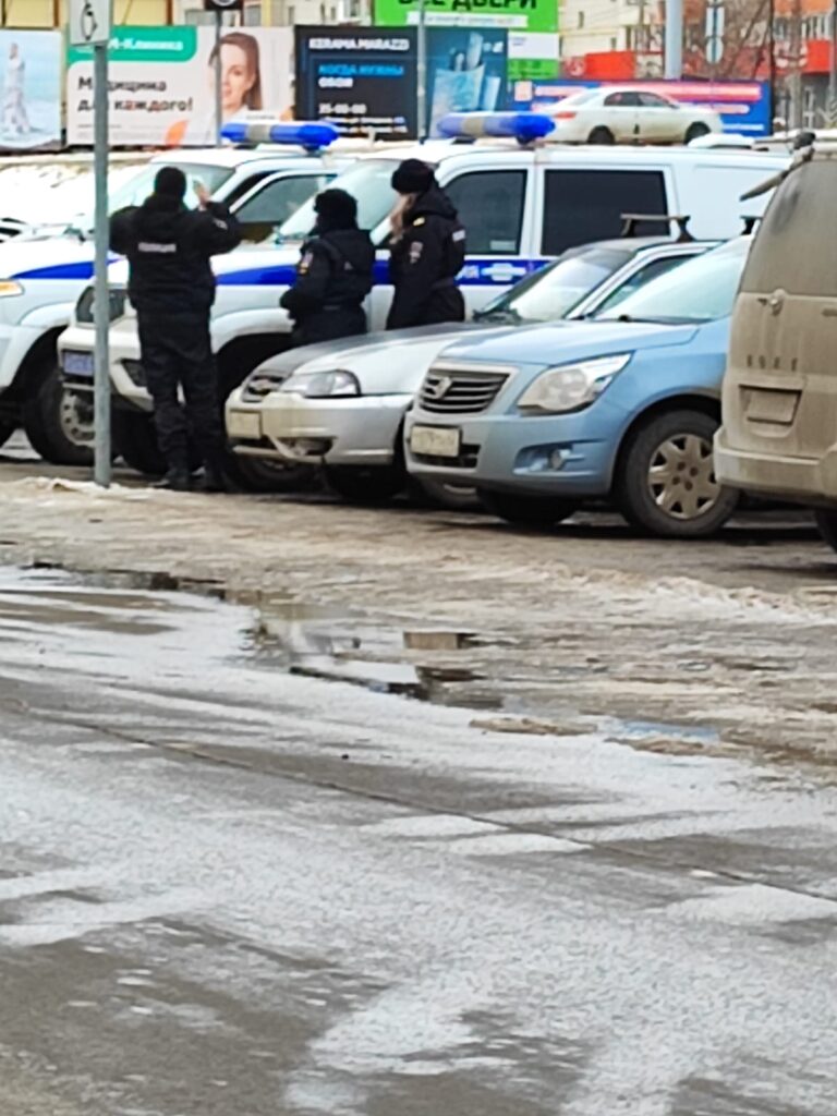 В рязанский торговых центрах полицейские проводят рейды