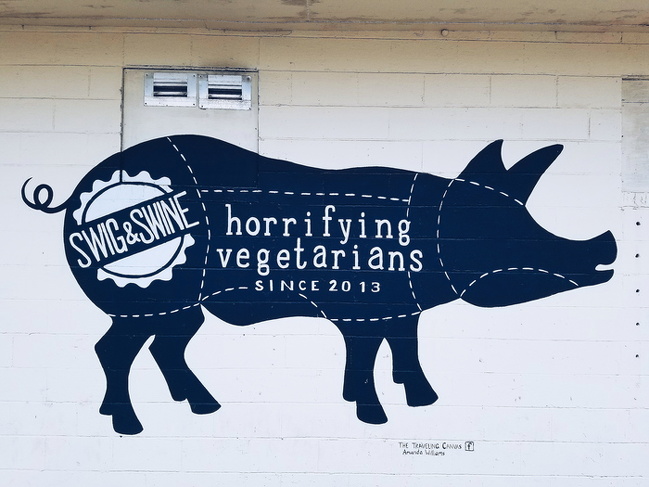 20 табличек и объявлений, которые такие же сумасшедшие, как наша жизнь 20 табличек и объявлений, которые такие же сумасшедшие, как наша жизнь