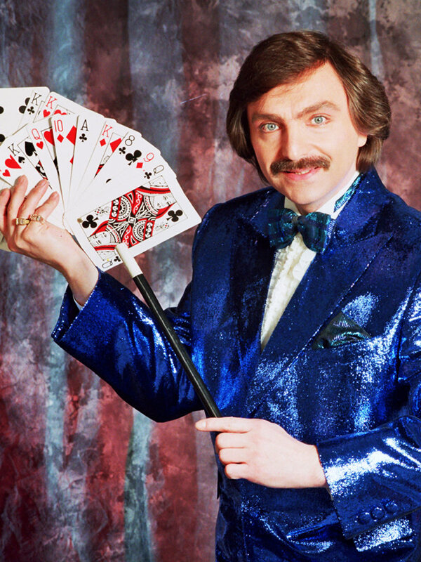 Амаяк Акопян. Как сложилась судьба фокусника из детства Амаяк Акопян. Как сложилась судьба фокусника из детства