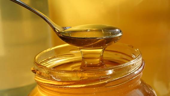 «Липовый» мёд. Роскачество обнаружило в торговых сетях фальсифицированный продукт пчеловодства