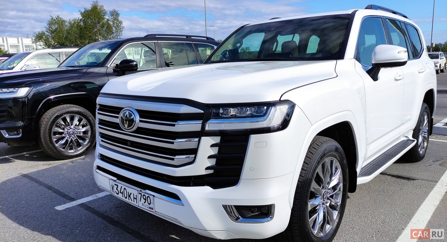 Toyota Land Cruiser 300 GR Sport: радость дизеля и горечь подвески