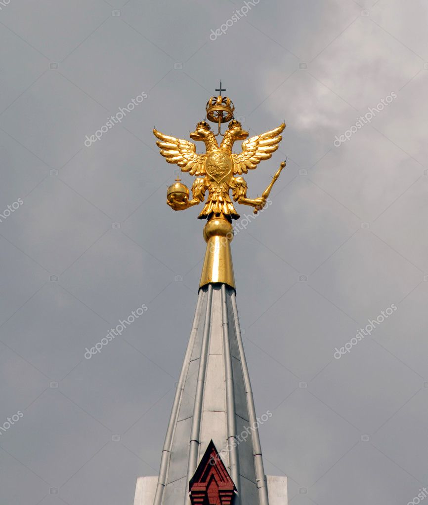 Медведь двуглавый орел башня кремля