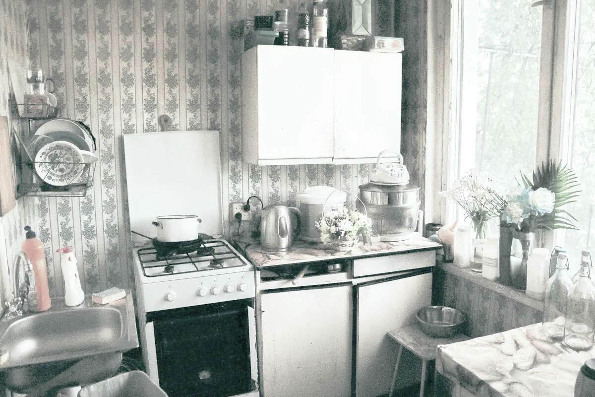 Кухни из СССР: какие фишки используют в современной мебели очень, можно, мебель, Зачем, время, значительно, оттенков, кухни, Наверняка, посуду, двумя, важными, элементами, лучшеОткрытая, сушкаПосле, мытья, закрытом, желательно, вытереть, всегда