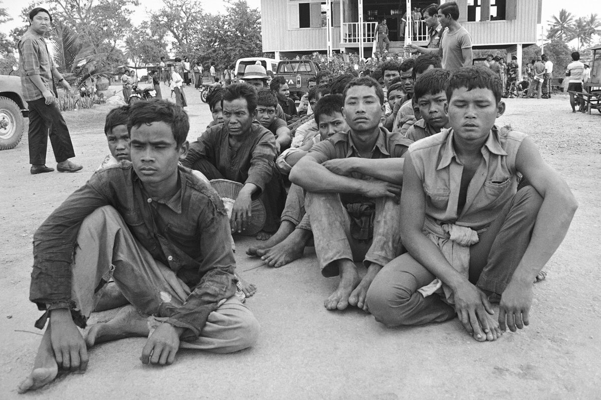     Камбоджийские беженцы в Таиланде / AP / Gary Mangkorn