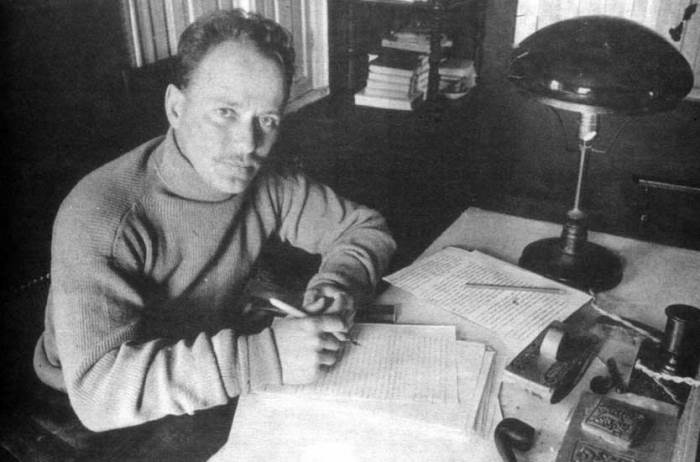 Белые пятна биографии Михаила Шолохова: гений или плагиатор?