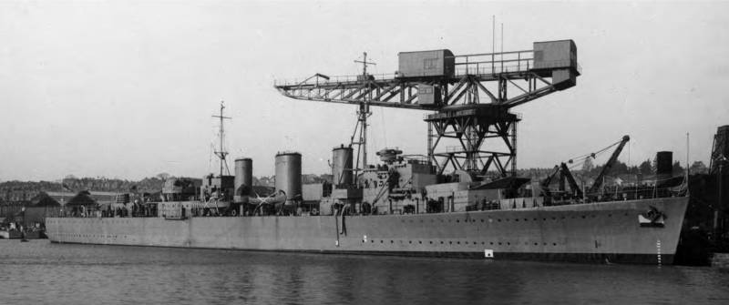 Боевые корабли. Крейсера. Вредоносные шершни Адмиралтейства Боевые корабли. Крейсера. Вредоносные шершни Адмиралтейства вмф