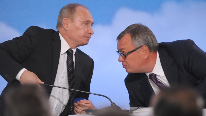 Связи и финансовые махинации: Как Андрей Костин стал одним из самых богатых людей России россия