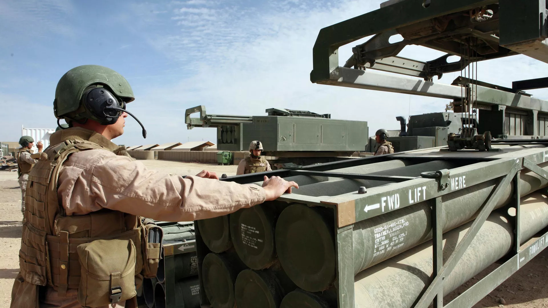 Ракетный модуль артиллерийской ракетной системы M142 (HIMARS)  - РИА Новости, 1920, 16.06.2022