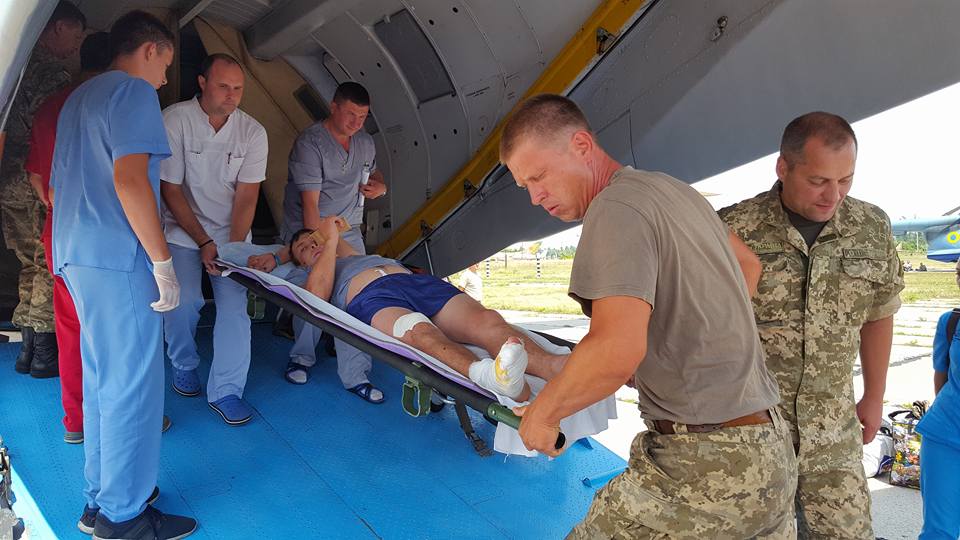 В Одессу прилетел самолет с 14-ю ранеными боевиками «АТО»