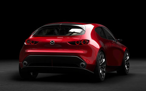 Новая Mazda 3: первые изображения серийной версии