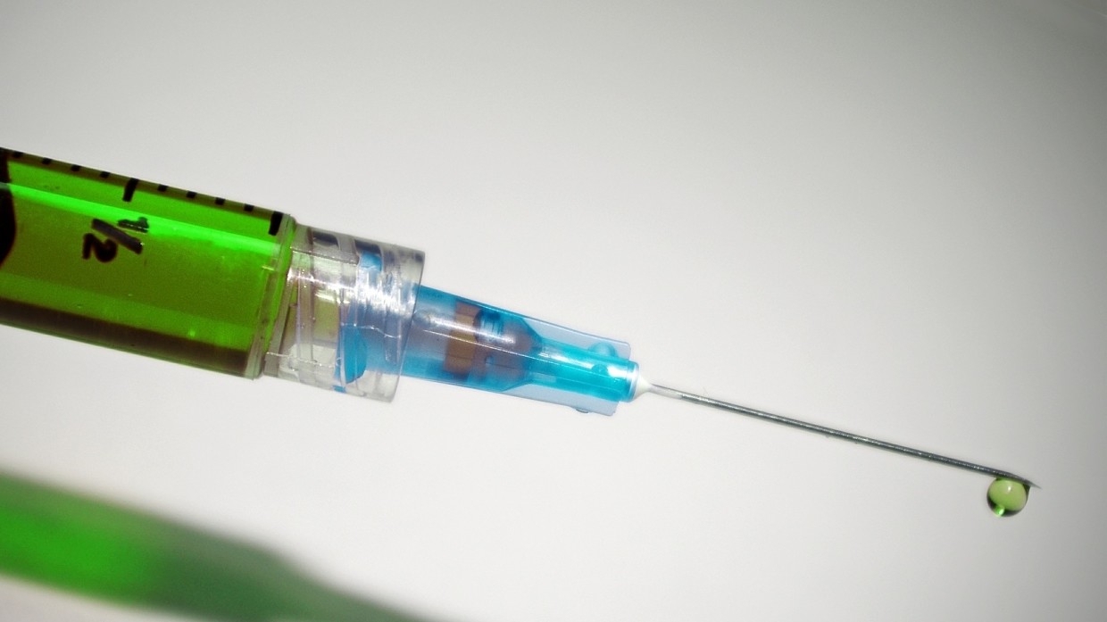 Мурашко призвал отказаться от алкоголя и бани в день вакцинации от COVID-19