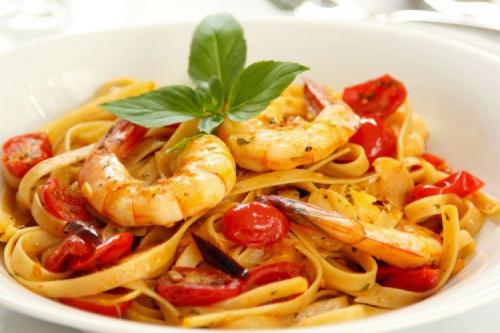 Паста с креветками итальянский рецепт. 20 простых рецептов пасты с креветками в сливочном соусе