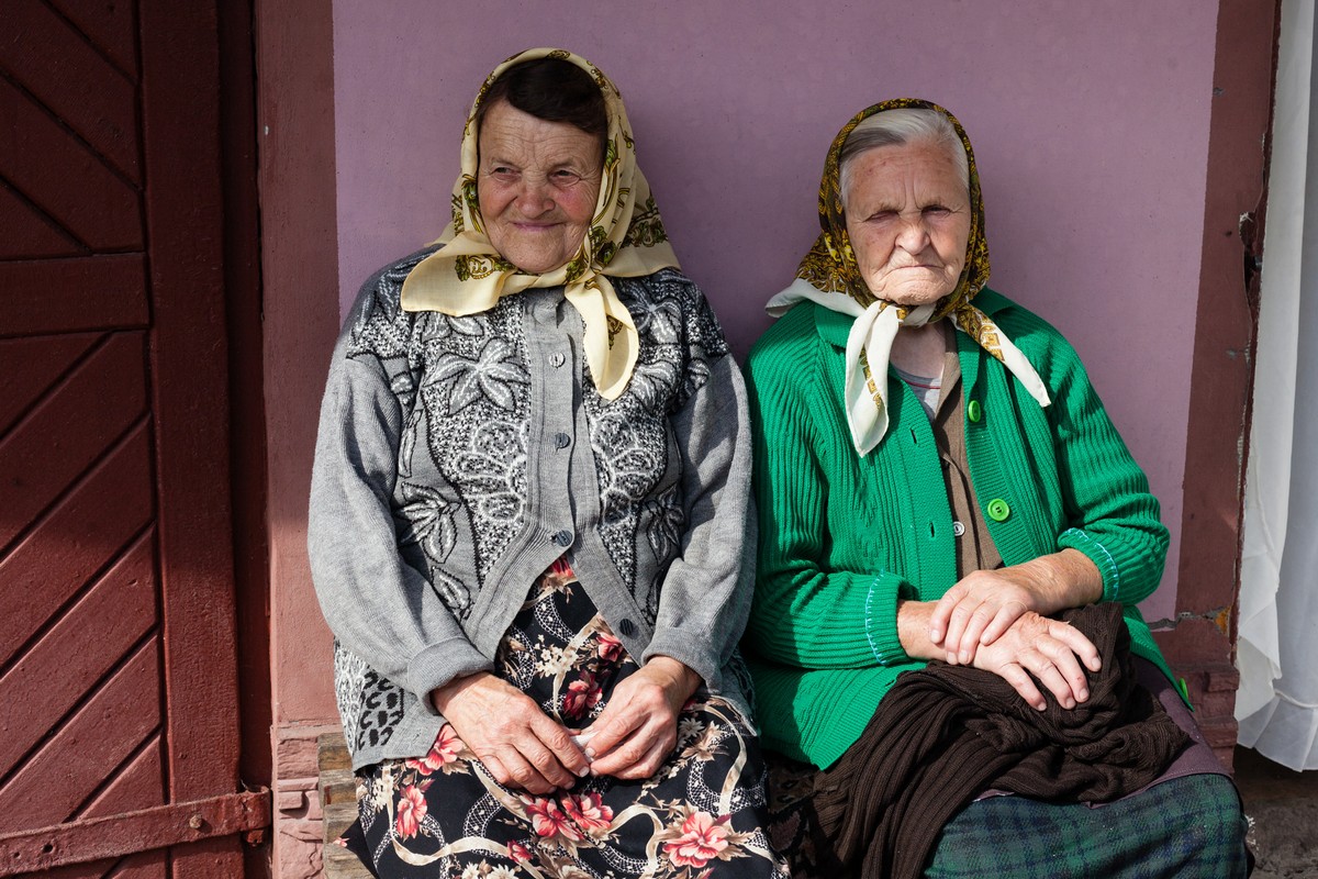 Колоритные бабушки и дедушки Западной Украины на снимках Екатерины Москалюк старики,Украина,фотопроект