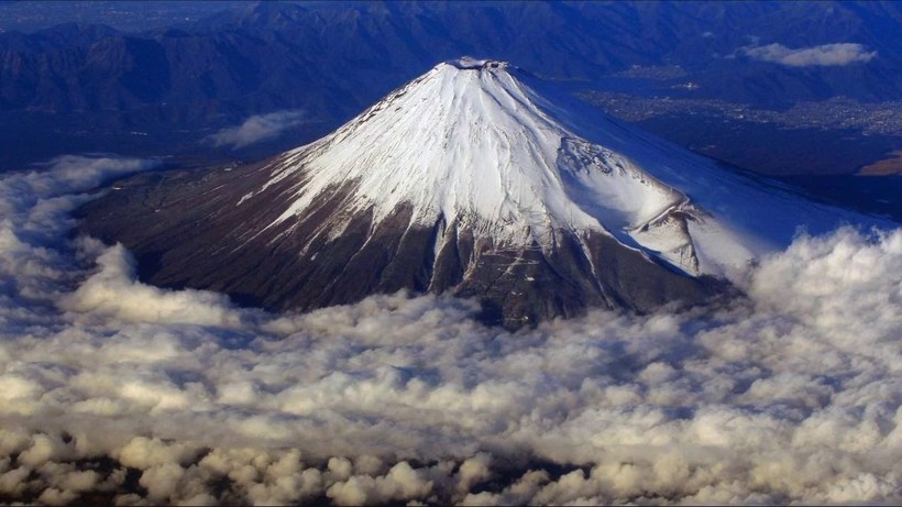 Пеплом накрыло даже Токио: когда в последний раз извергался вулкан Фудзияма Фудзи, извержение, Японии, относится, пепла, является, извержения, которые, японцев, время, вулканом, оказался, Токио, священной, Последнее, Согласно, извергалась, категории, результате, вершину