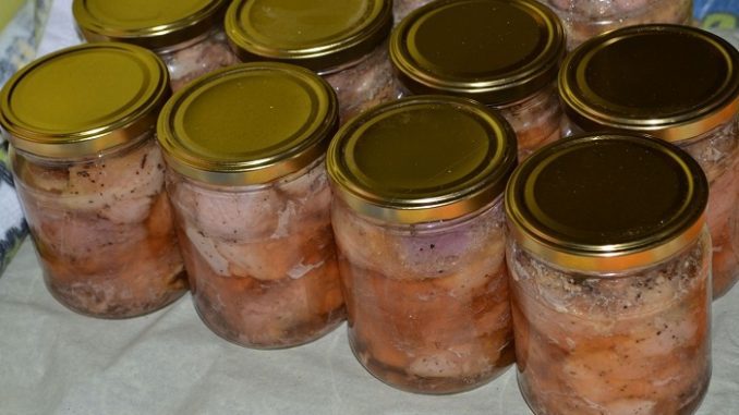 Домашняя тушенка. Готов есть прямо из банки, вкуснятина!